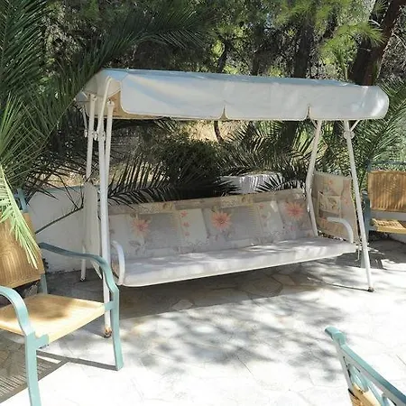 Hotel The Delfini Agia Marina (Aegina)